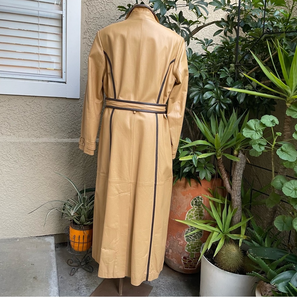 Vintage tan/brown Newportnews leather full length coat - Picture 11 of 14